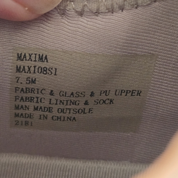 Steve Madden Womens Maxima Beige neutral jewel Sneaker Size 7.5 - Picture 5 of 8